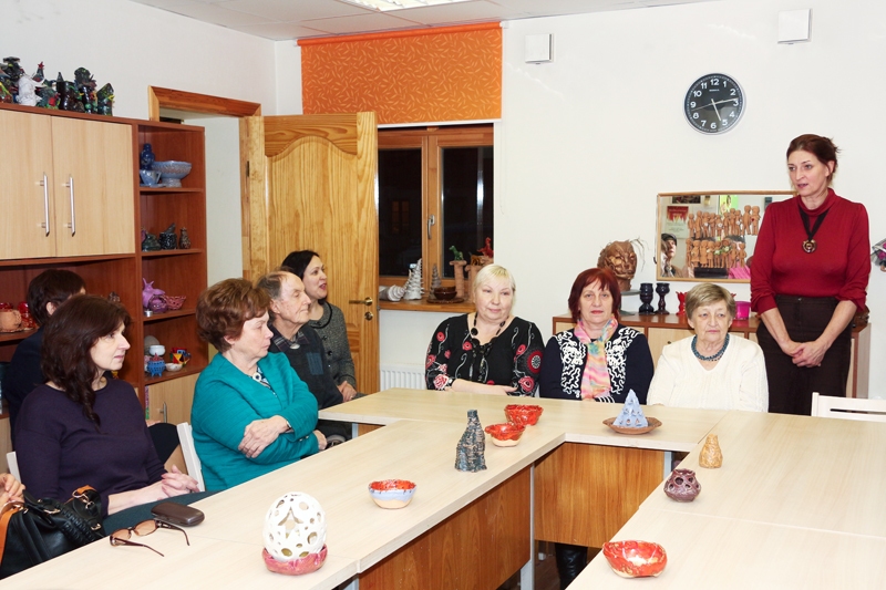 Pirmajā stāstu cikla «Baušķenieks – parastais» nodarbībā februārī tika vītas atmiņas par skolotājiem un izglītību.
Autors: no «Bauskas Dzīves» arhīva