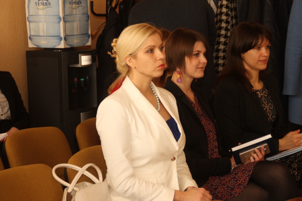 Linda Tijone (no kreisās) apstiprināta par SIA «Vides serviss» valdes locekli – faktisko pašvaldības kapitālsabiedrības vadītāju.
Autors: Uldis Varnevičs