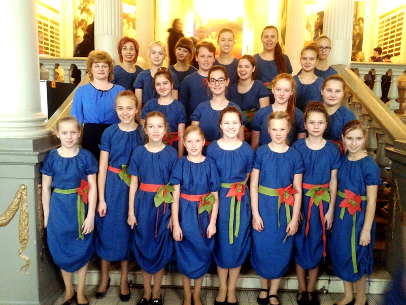 Bauskas mūzikas skolas koris Jāzepa Vītola bērnu un jauniešu koru un vokālo ansambļu konkursā «Lai skan!» ieguva Zelta diplomu.
Autors: no albuma