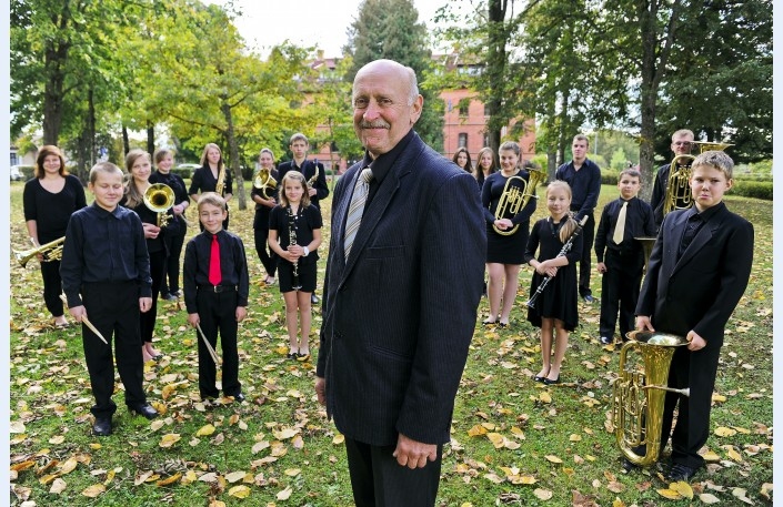 Jānis Kalniņš, pūtēju orķestra «Skaistkalne» vadītājs. 
Autors: no «Bauskas Dzīves» arhīva