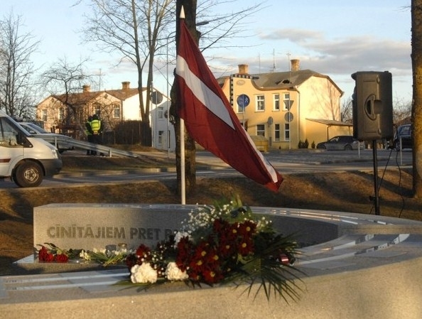 Piemiņas vietā represētajiem Bauskā, Brīvības bulvārī, ļaudis aicināti šodien pulcēties plkst. 15.

Autors: no „Bauskas Dzīves” arhīva.