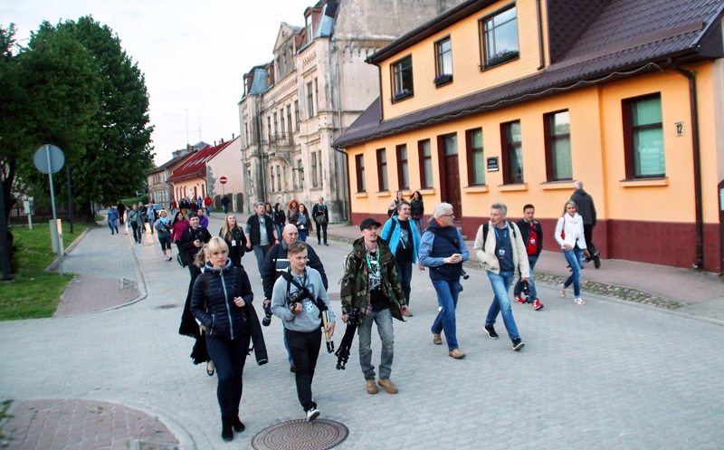 Fotogrāfi no visas Latvijas dodas meklēt īpašus mirkļus pilsētā. 
Autors: Uldis Varnevičs