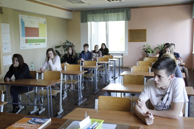 Misas vidusskolas 9. klase vēstures eksāmena dienā.
Autors: Alise Dreimane