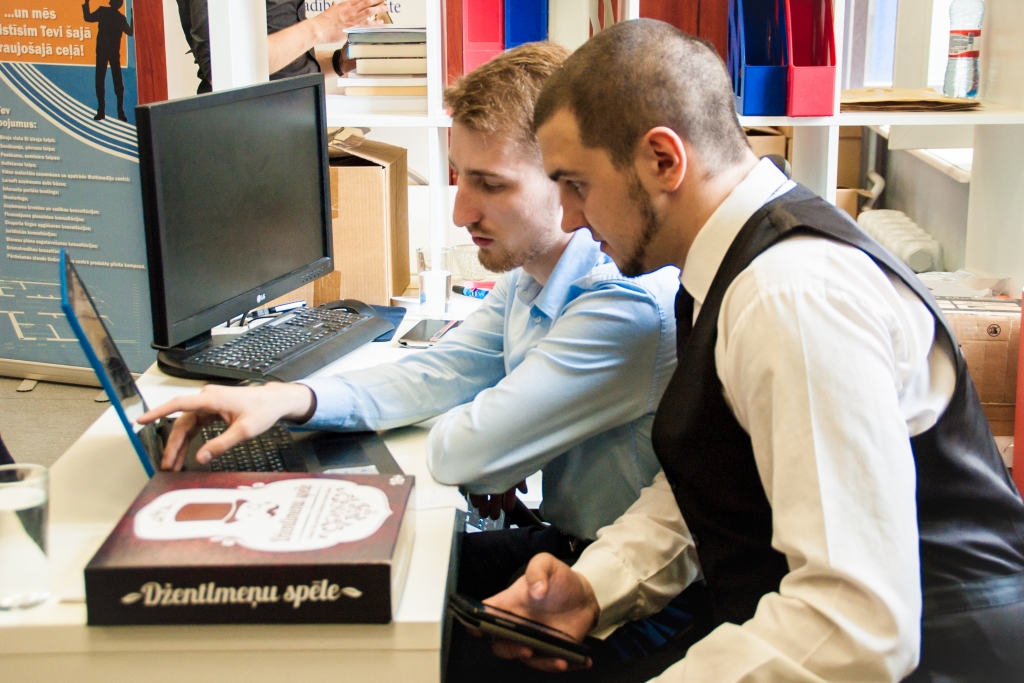 Aluksniesiem.lv raksta attēla aizvietotājs