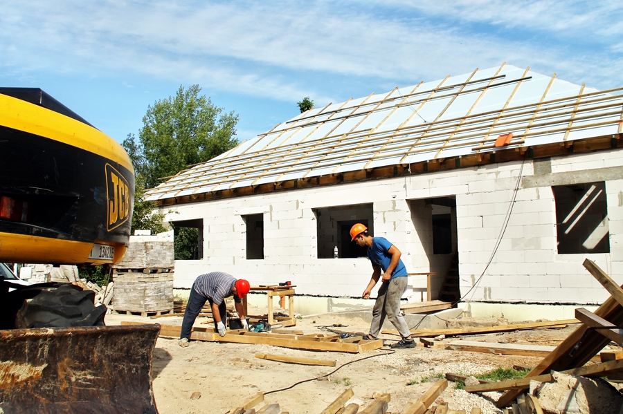 Higiēnas centra jaunbūvei Bauskā nosvinēti spāru svētki.
Autors: Uldis Varnevičs