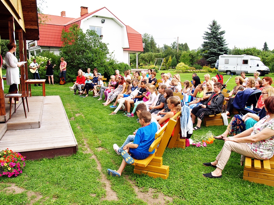 Radošo dienu noslēguma sarīkojums pulcēja ap 50 bērnu, vecāku un vecvecāku.
Autors: Antra Ērgle