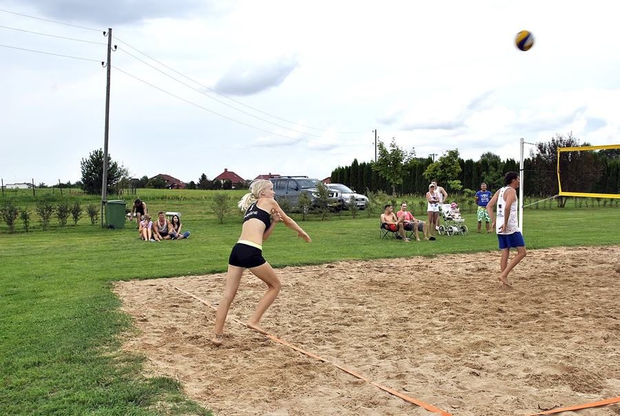 Tandēms Ruta Liene Garoza-Puķāne un Rihards Puķāns uzvarēja jauniešu pludmales volejbola turnīrā.
Autors: Antra Ērgle