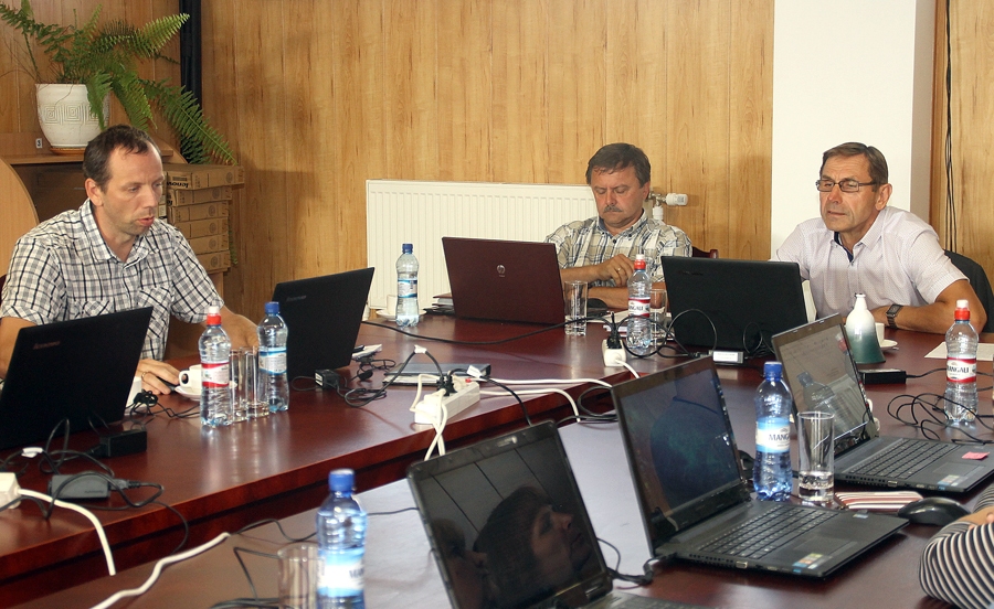 Rihards Melgailis (no labās) būs priekšsēdētājs līdz 31. augustam. Pēc tam šos pienākumus pildīs Jānis Kovals (no kreisās).
Autors: Uldis Varnevičs