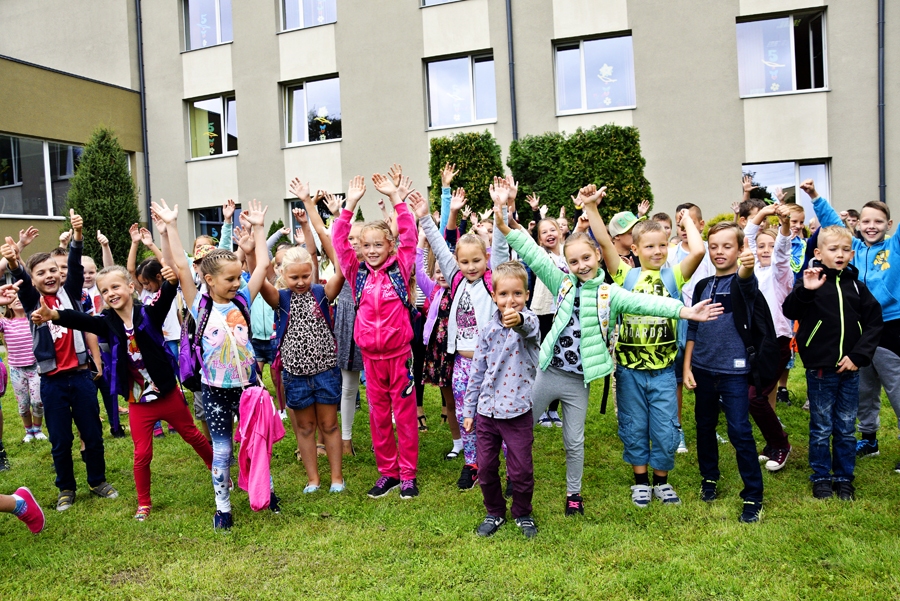  Skolas audzēkņi pārliecināti saka: «Mēs gaidām pirmo septembri un jauno mācību gadu!»
Autors: Ivars Bogdanovs