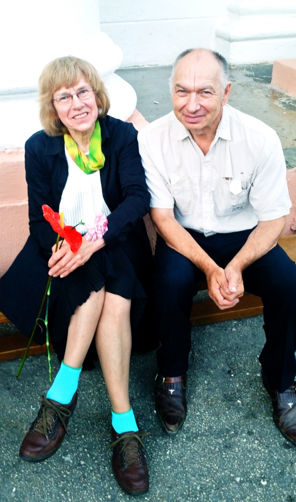 Absolventi Īra Rozentāle un Jānis Kauliņš satikušies savā skolā 2016. gada 16. jūlijā.
Autors: Rita Briede