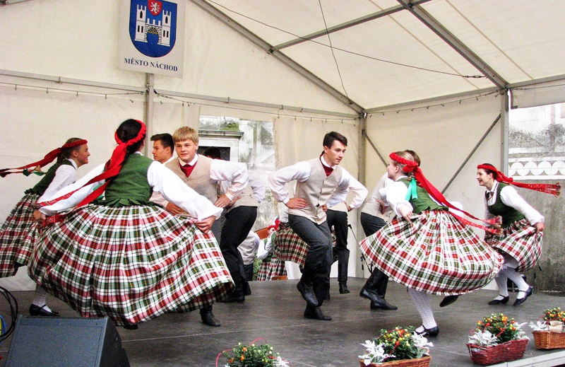 Pērn «Mēmelītes» jaunieši uzstājās koncertā Nāhodā.
Autors: no «Bauskas Dzīves» arhīva