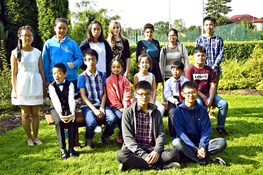 Āzijas nāciju bērni Iecavas vidusskolā labi iejutušies, viņu pulciņš ar katru gadu palielinās. Šogad te mācīsies arī divas apmaiņas programmas skolnieces – no Itālijas un Taizemes.
Autors: Ivars Bogdanovs