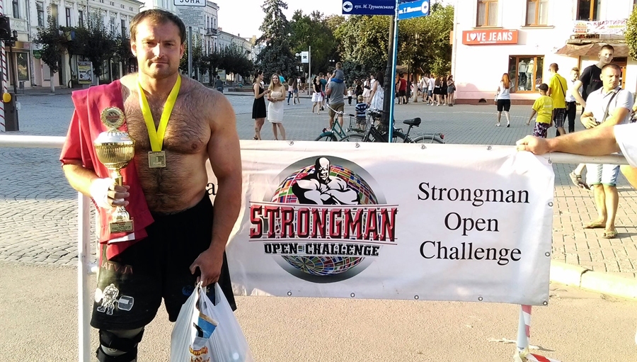 Jānis Ilgavižs uzvarēja spēkavīru sacīkstēs Ukrainā.
Autors: no J. Ilgaviža albuma