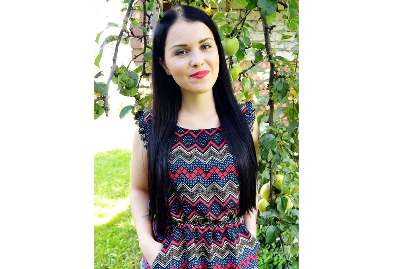 Dina Briede.
Autors: no albuma