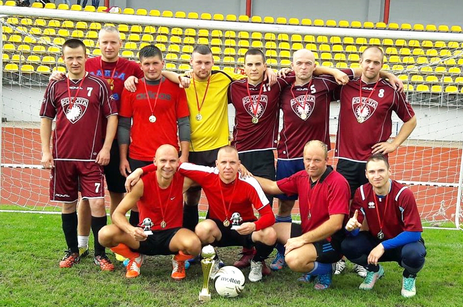 Čempionu komandā «Policija» spēlēja: Agnis Bulašs, Juris Kopilovs, Māris Akmentiņš, Dāvis Beimo, Artūrs Nerets, Raivo Gruzda, Artis Ğērve, Sindijs Smalkais, Raivis Miļūns, Gvido Kalnmalis un Rihards Mallons.
Autors: Artūrs Dulbe