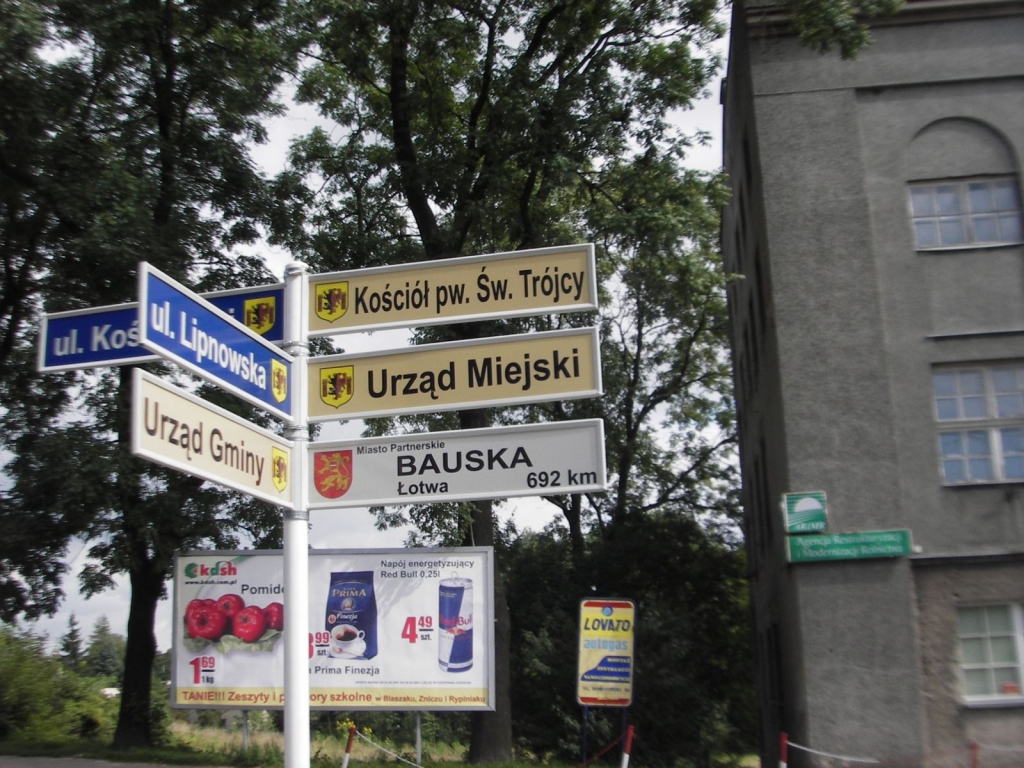 Polijas pilsētā Ripinā informatīvā norāde vēstī par sadraudzības pilsētu Bausku.
Autors: bauska.lv