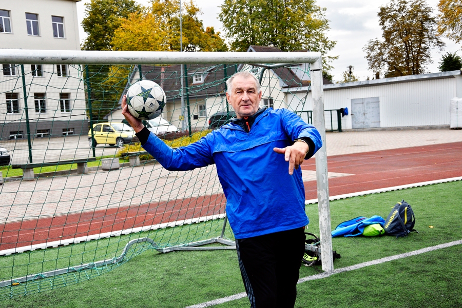 Ivars Prīsis, sporta skolotājs, pedagoģiskajā darbā aizvadījis 34 gadus, popularizējot aktīvu dzīvesveidu jauniešu vidū.
Autors: Ivars Bogdanovs