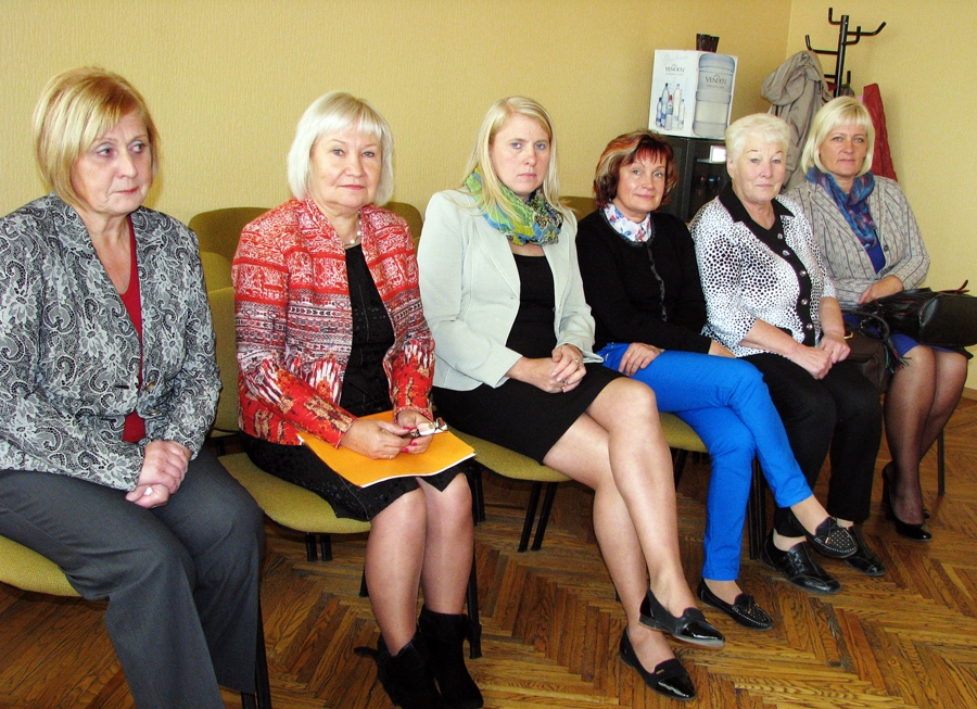 Bauskas novada bāriņtiesa: Dzintra Boča (no kreisās), Anda Smiltiņa-Plūdone, Helvija Greiere, Aija Rudzīte, Irēna Bajāre, Aija Stabule.
Autors: no «Bauskas Dzīves» arhīva.