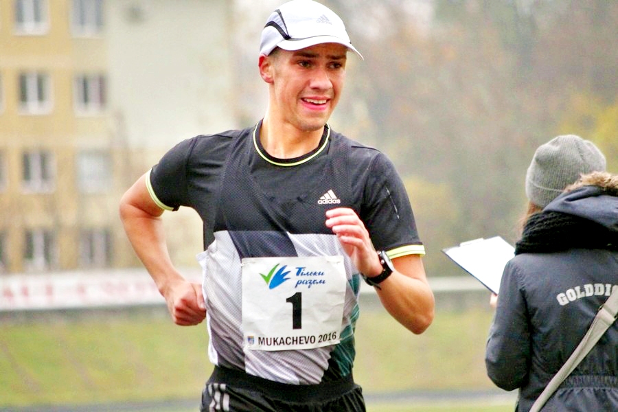 Raivo Saulgriezis «Karpatu kausa» izcīņā soļošanā uzvarēja U23 vecuma grupā.
Autors: no competitions.uaf.org.ua.