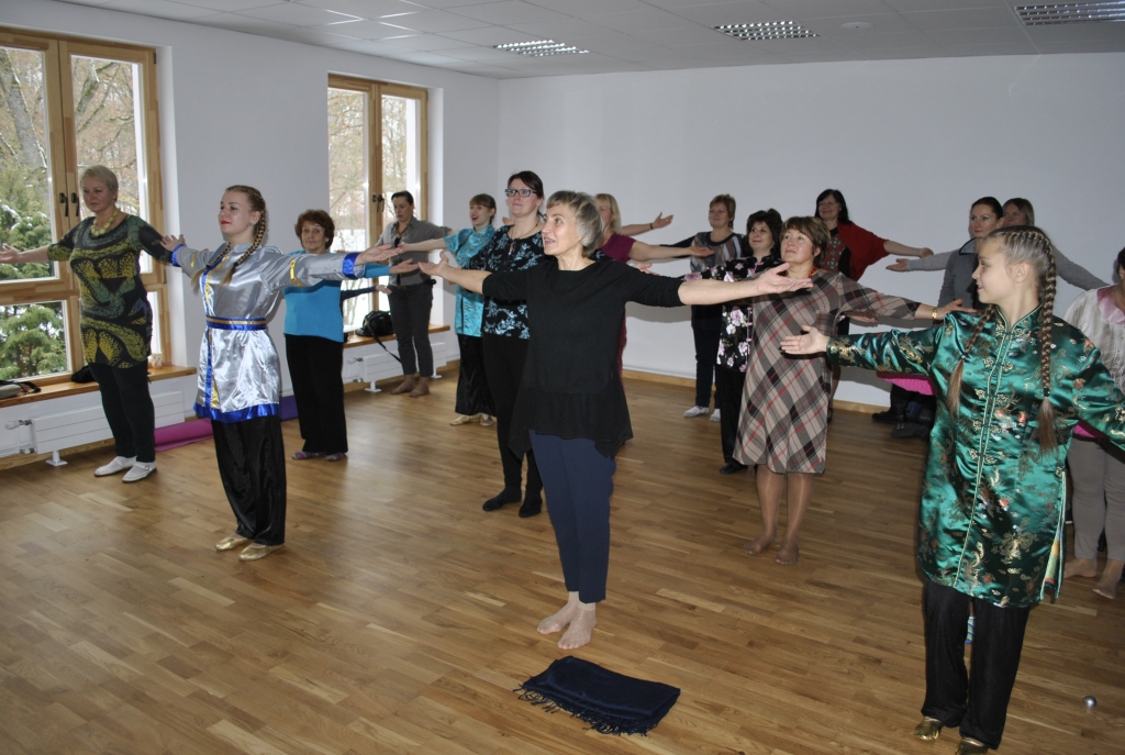 Burjatu dejas – relaksējoša vingrošana.
Autors: Artūrs Dulbe