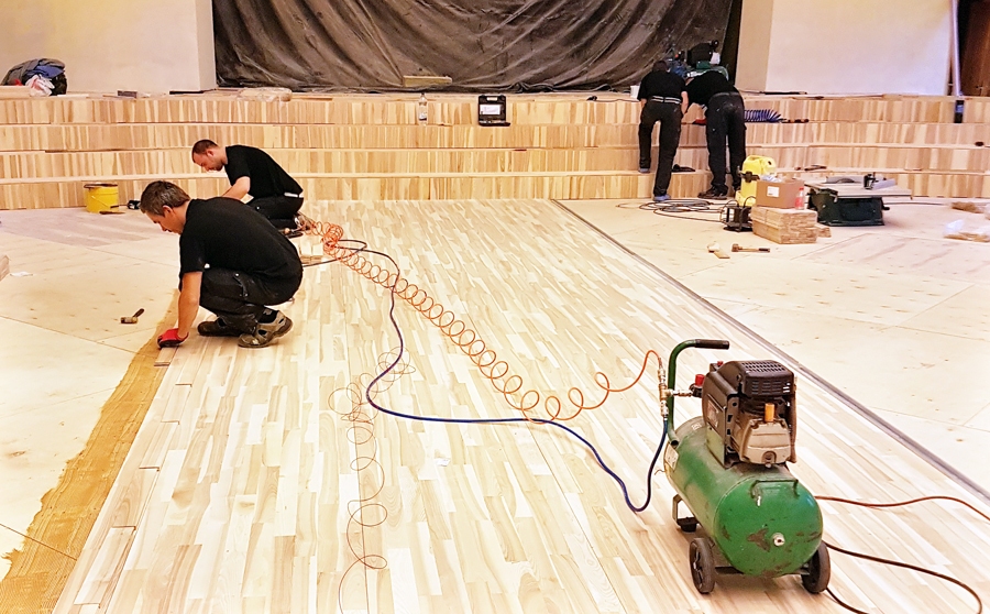 Kultūras nama zāle remonta procesā.
Autors: No albuma.