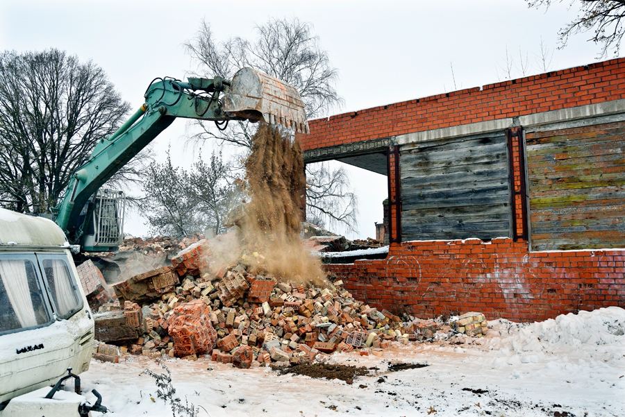 Graustu Bauskā, Baznīcas ielā 17, nojauks un būvgružus aizvāks trīs mēnešos.
Autors: Ivars Bogdanovs