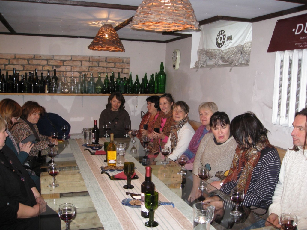 Degustācija Dūmiņu vīna darītavā.
Autors: no bauska.lv