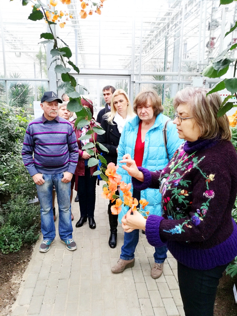 Vecumnieku uzņēmēji Salaspils botāniskajā dārzā.
Autors: no grupas albuma.