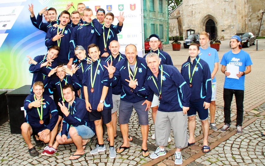 Bauskas novada florbola komanda Latvijas Olimpiādē izcīnīja bronzas medaļas.
Autors: no «Bauskas Dzīves» arhīva. 