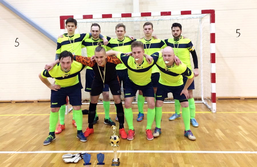 Valles nakts turnīra 2017. gada uzvarētāja – «BJSS» komanda.
Autors: Organizatoru foto.