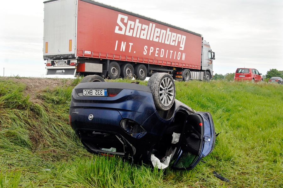 Ceļš A7 ceļu policistiem sagādā visvairāk raižu. Tur ļoti bieži aizturēti atļautā braukšanas ātruma pārkāpēji, pērn reģistrēti 43 satiksmes negadījumi.
Autors: no «Bauskas Dzīves» arhīva