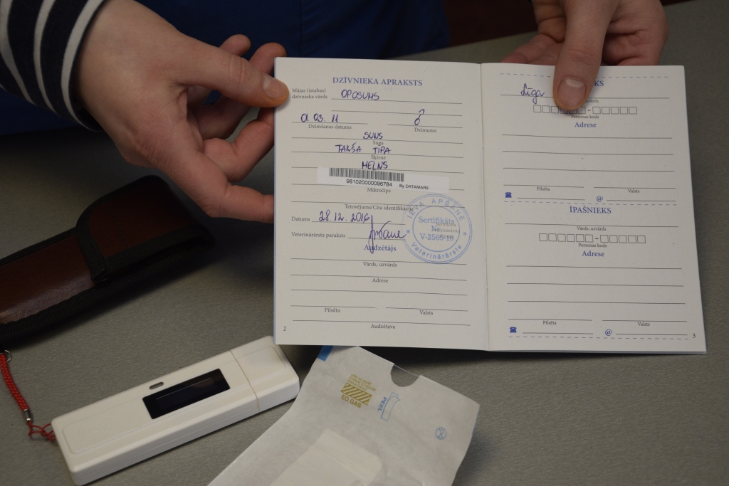 Valdība pieņēmusi Zemkopības ministrijas (ZM) rosinātos grozījumus Pārtikas un veterinārā dienesta (PVD) maksas pakalpojumu cenrādī, teju dubultojot maksu par lolojumdzīvnieku pasēm.

Autors: Ivars Bogdanovs