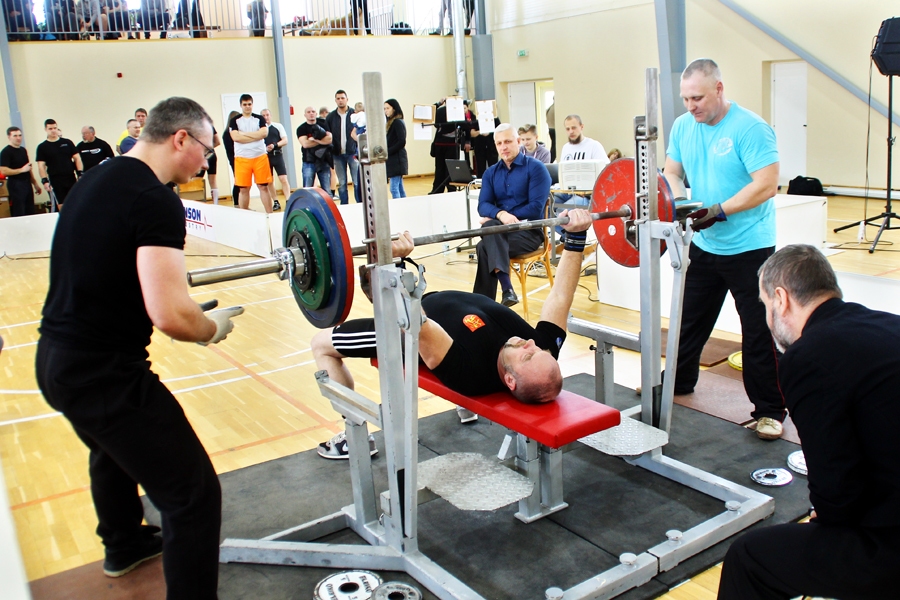 Dainis Zaķis vienīgais no baušķeniekiem uzspieda tādu smagumu, kas savā vecuma grupā ļāva iekļūt starp trim absolūti labākajiem.
Autors: Uldis Varnevičs