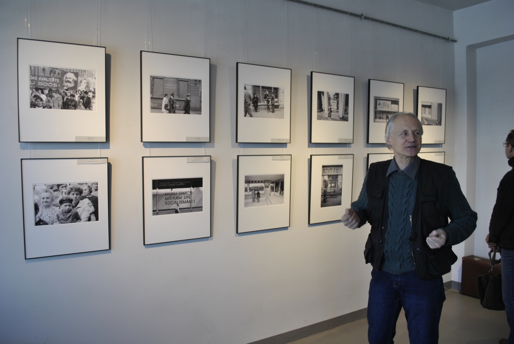 Fotogrāfs Gvido Kajons vienu mīļāko attēlu nevar parādīt. Viņš katrā fotogrāfijā saskata vēstījumu un burvību. 
Autors: Māris Krūmiņš