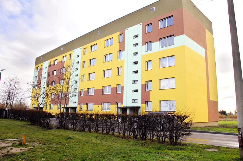 Māja Pļavu ielā Bauskā ir viena no renovētajām ēkām, kurai saņemts Eiropas atbalsts.
Autors: no EP informācijas biroja albuma.