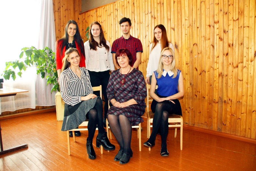 12. klases jaunieši kopā ar audzinātāju Rudīti Dambenieci.
Autors: Uldis Varnevičs