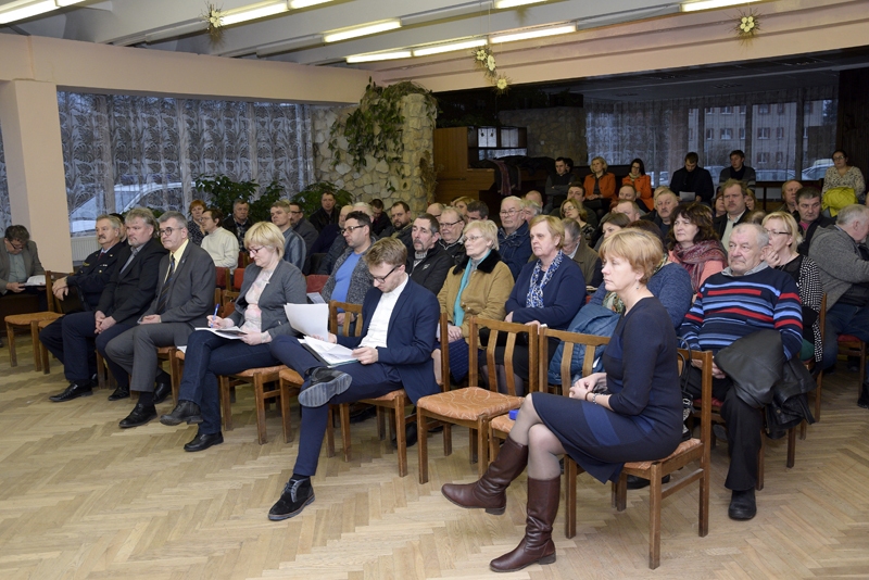 Grenctāles kultūras namā 1. martā uz sanāksmi bija ieradušies ap 80 ļaužu no tuviem un tāliem pagastiem.
Autors: Ivars Bogdanovs