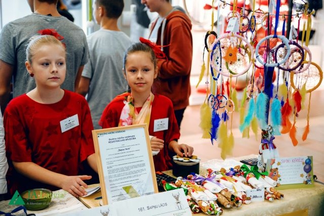 Pamatskolu grupā no Bauskas sākumskolas uz gadatirgu dosies arī SMU «Sapņu lācis».
Autors: No arhīva.