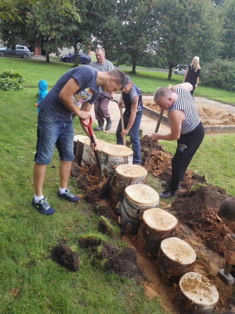 Īslīces pagasta Bērzu ciemā ar pašvaldības līdzfinansējumu biedrība «Labums» izveidoja bērnu rotaļu un atpūtas laukumu.
Autors: bauska.lv