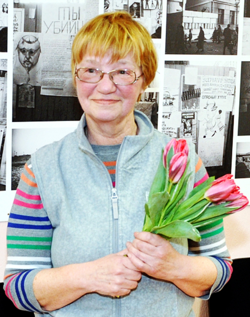 Gina Viegliņa-Valliete grāmatā «Dievs, piedod!» vēstī par savu dzīvi.
Autors: no «Bauskas Dzīves» arhīva.