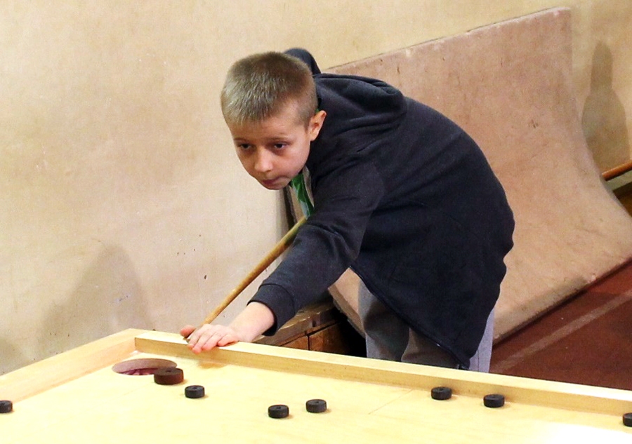 Ralfs Brikmanis uzvarēja jauniešu novusa sacīkstēs.
Autors: no «Bauskas Dzīves» arhīva