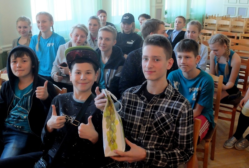 Uz novada konkursu «Gada klase» dosies arī Bauskas pamatskolas 6.b klase.
Autors: http://pamatskola.bauska.lv