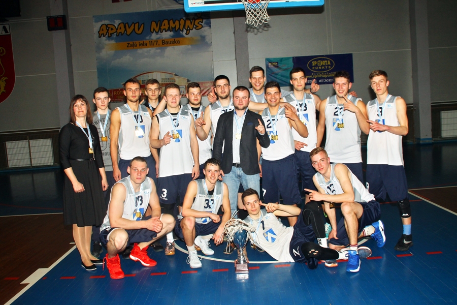 Bauskas basketbolisti – Latvijas basketbola 3. līgas čempioni.
Autors: Uldis Varnevičs