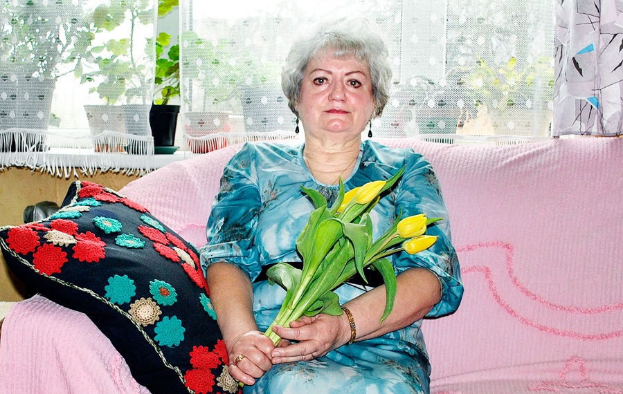 Maija Kurtiņa skolas gados daudz dziedāja un dejoja, gribēja iestāties mūzikas skolā, bet ātri sāka strādāt un sapni nepiepildīja.
Autors: Māris Krūmiņš