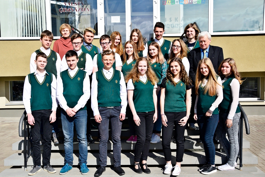 Par vienotiem un izpalīdzīgiem sevi uzskata Bauskas Valsts ģimnāzijas 9.b klases audzēkņi.
Autors: Ivars Bogdanovs