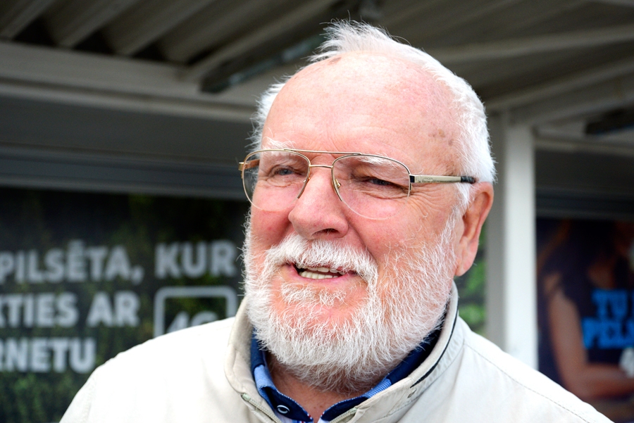 JĀNIS BITE.
Autors: Ivars Bogdanovs