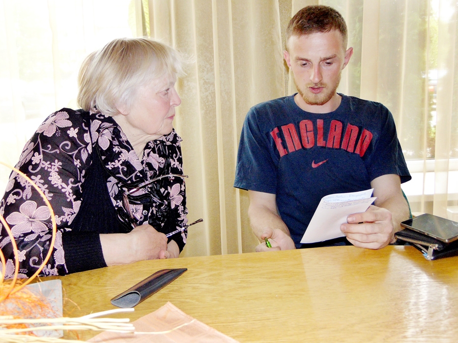 Par darbu dravā spriež Gita Zeltiņa un Agris Gedrovičs.
Autors: Vilnis Auzāns