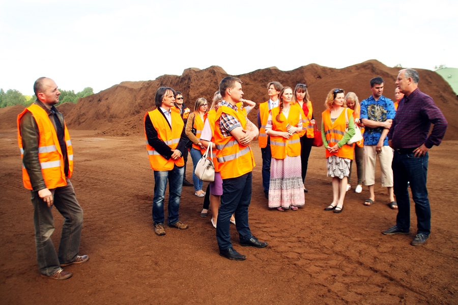 Vecumnieku novada Uzņēmēju biedrības pārstāvji iepazina SIA «Florabalt».
Autors: Uldis Varnevičs