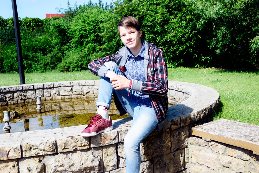 Mārtiņš Bukšs ne tikai aizraujas ar sportu, mūziku un dejām, bet arī seko līdzi pasaules notikumiem, lai, tiekoties ar vecākiem cilvēkiem, būtu, par ko parunāt.
Autors: Ivars Bogdanovs