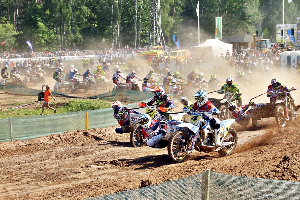 Sacīkstes Stelpes «Pīlādžu mototrasē» arī šogad būs aizraujošas un interesantas.
Autors: No arhīva.